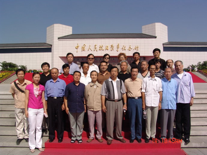 1661087272226592.jpg 2011040922312136.jpg